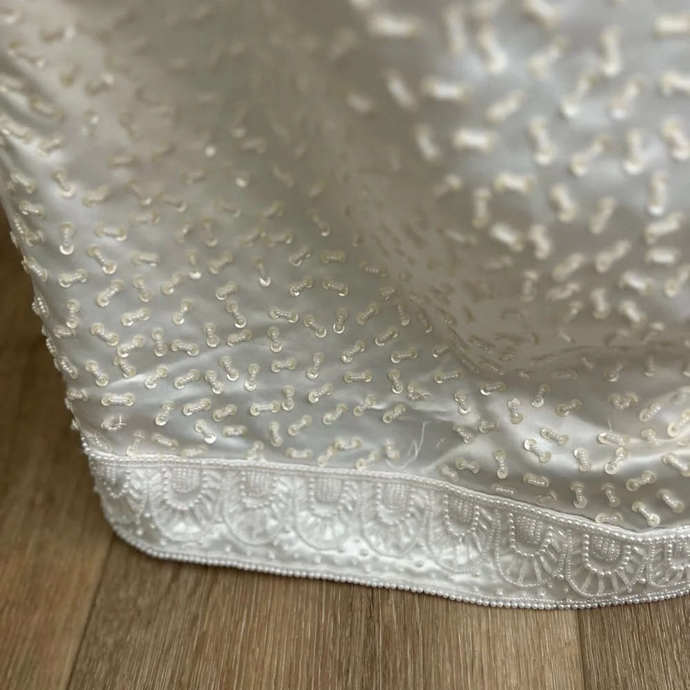 Demetrios Vintage Wedding Dress - Picture 4 of 16